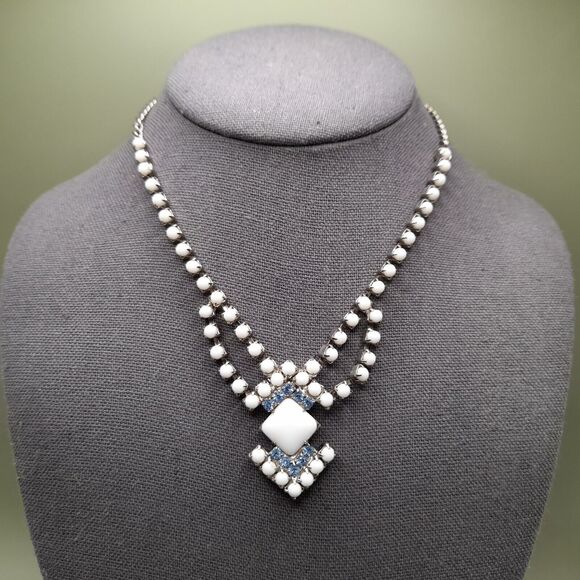 Vintage Milk Glass Soft Blue Rhinestone Necklace Choker Unsigned - Picture 1 of 11